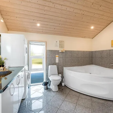 Haagen - 600m To The Fjord By Interhome